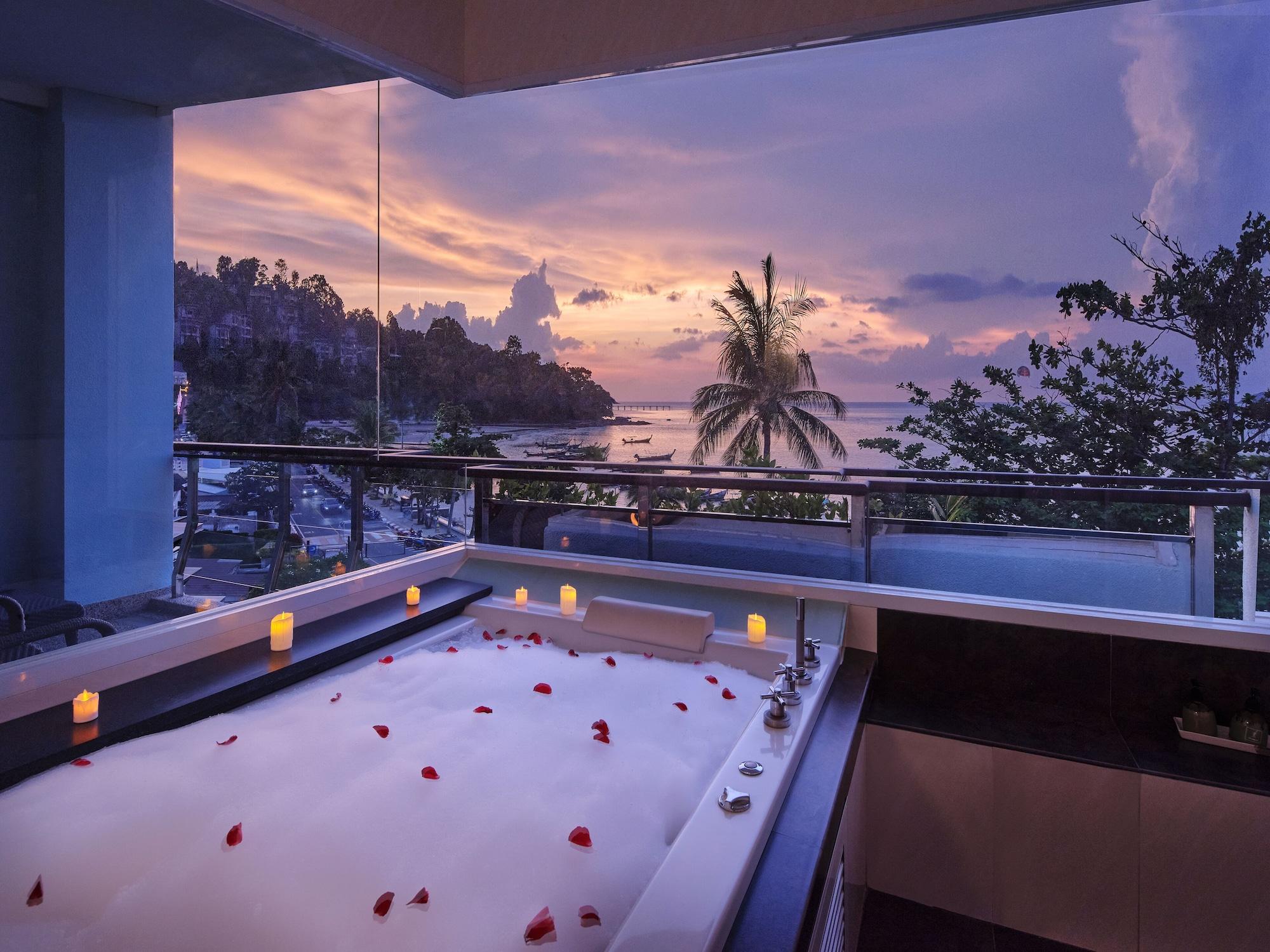 Homm Bliss Southbeach Patong Екстер'єр фото