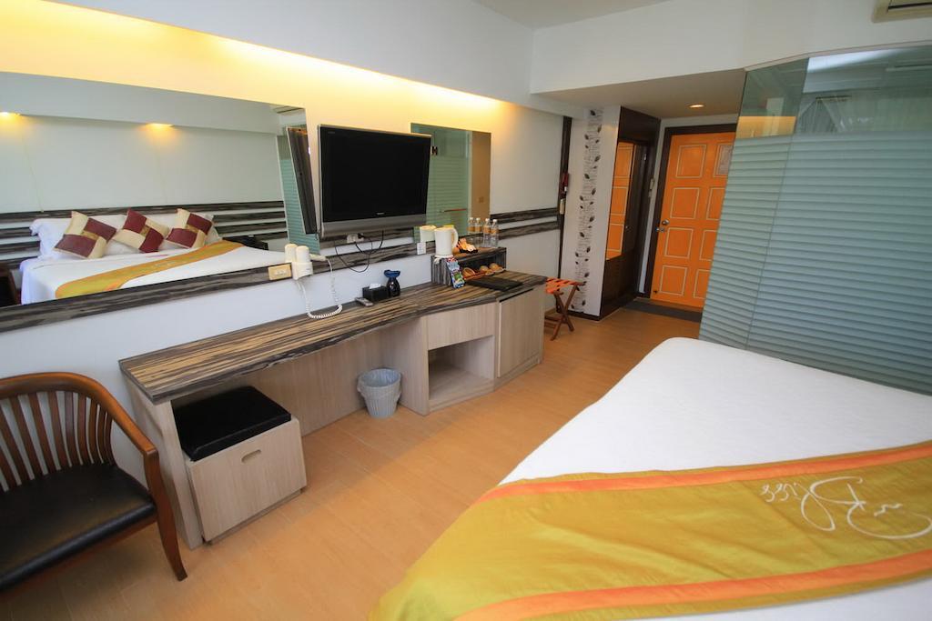 Homm Bliss Southbeach Patong Екстер'єр фото