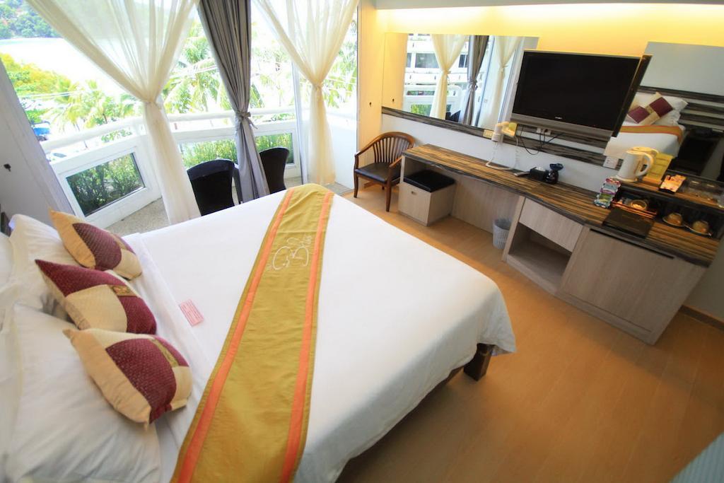 Homm Bliss Southbeach Patong Екстер'єр фото